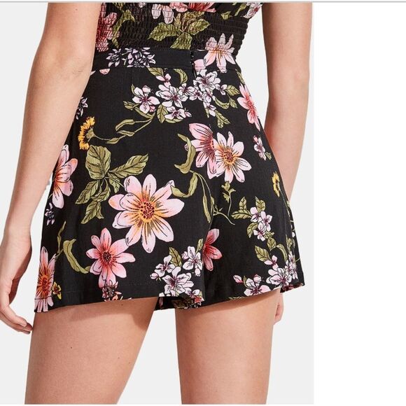 Printed pleaded skirt - Picture 2 of 9